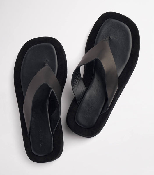 Black Tony Bianco Ives Black Como 3.5cm Slides | EUSVG77984