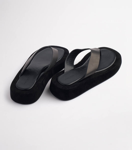 Black Tony Bianco Ives Black Como 3.5cm Slides | EUSVG77984